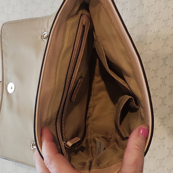 Purse - Picture 4 of 7